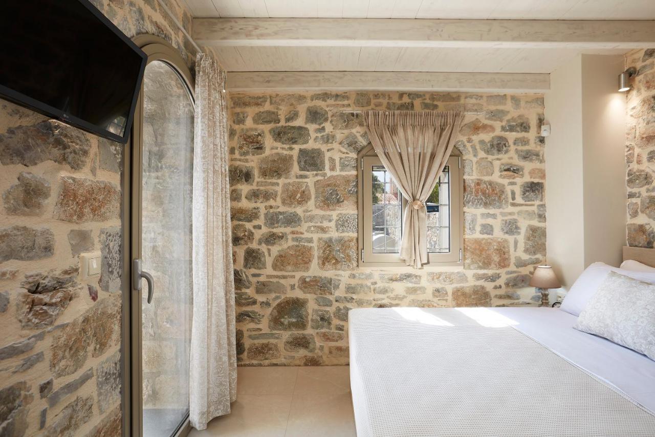 Irma Villa, A Secluded Sanctuary, By Thinkvilla Krousonas  Экстерьер фото